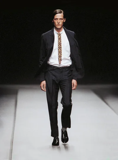 Look 10